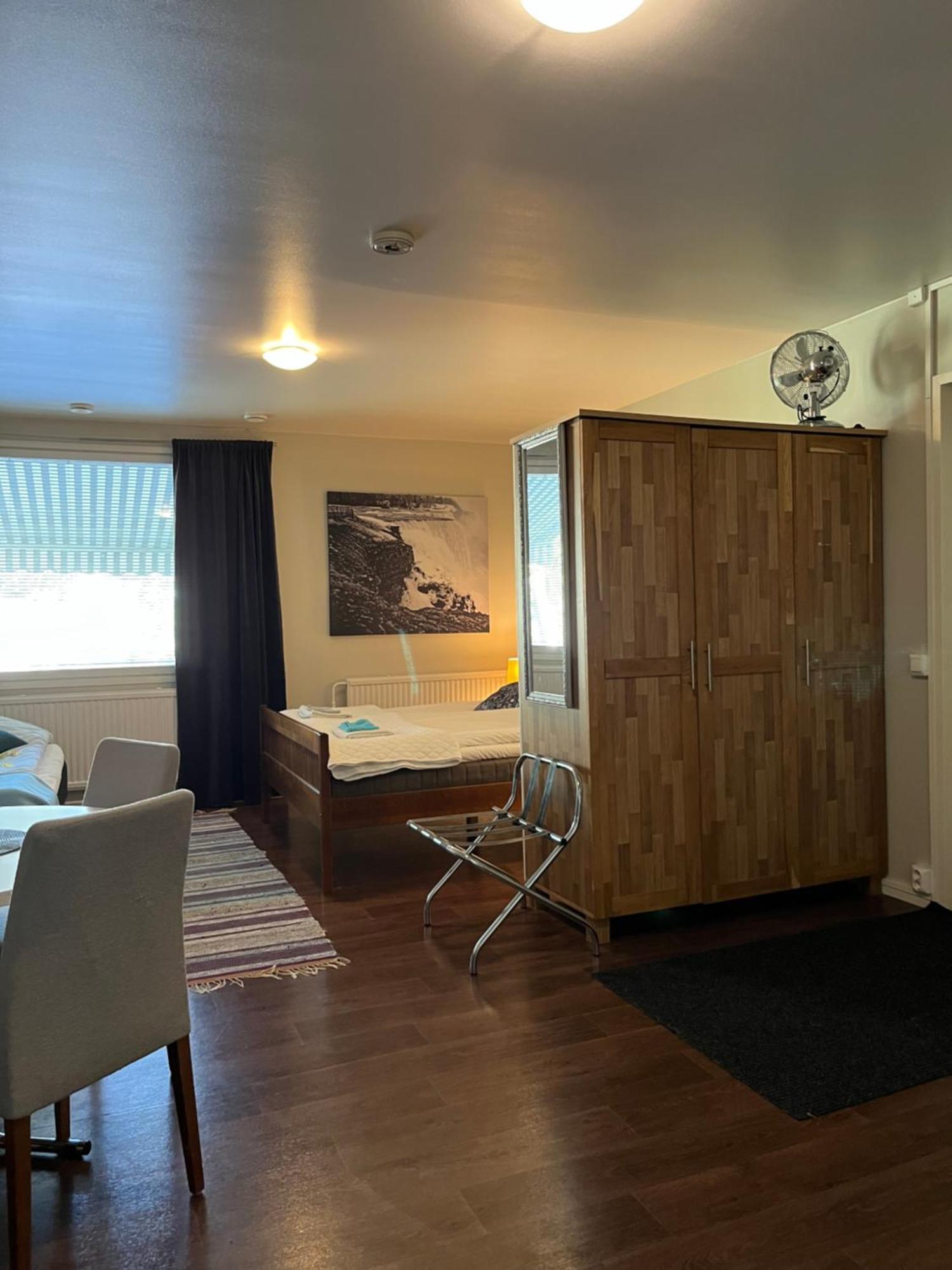 Hotel Keskipiste 3*